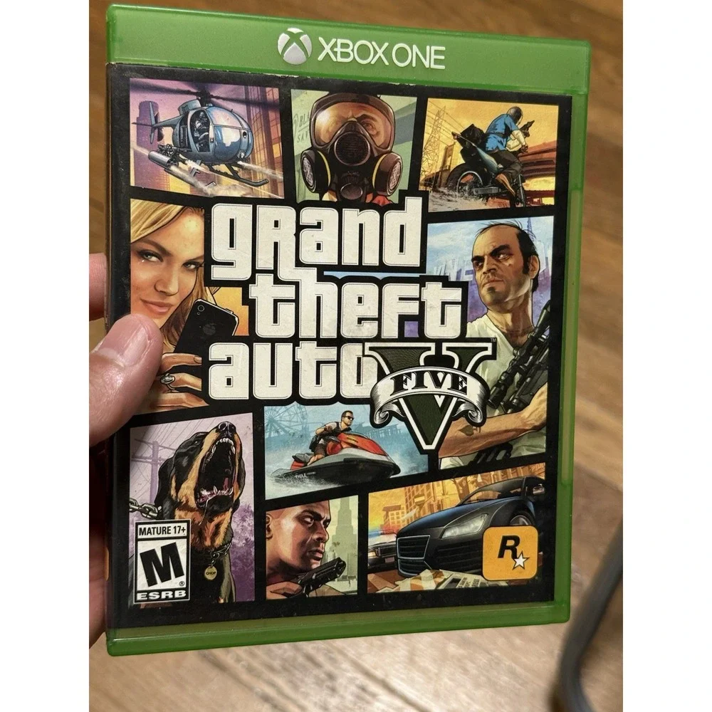 Xbox One Games Lot Of 4 , Grand Theft 5, Diablo, Assassin's Creed , Battlefield